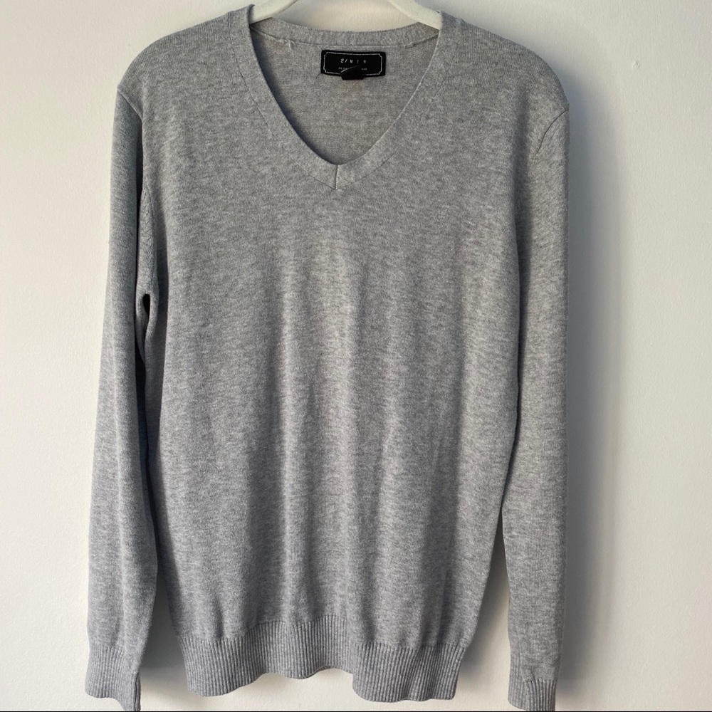 FOREVER 21 Grey Sweater